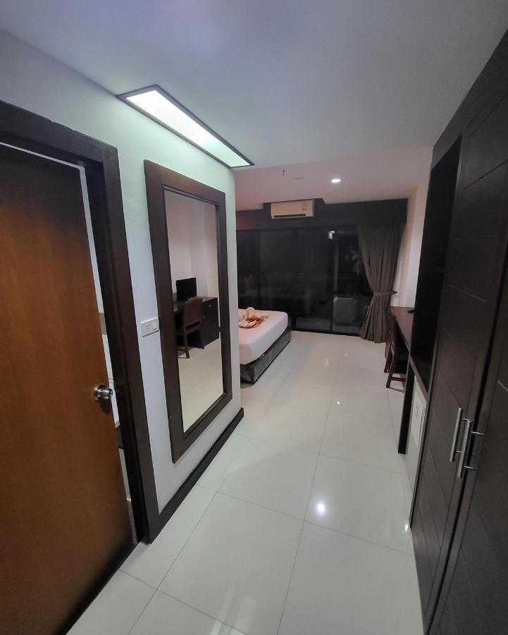 Chana Hotel Phuket Exterior photo